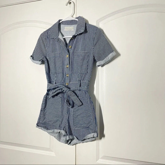 Urban Outfitters Cotton Button Down Self Tie Romper size XS - Picture 7 of 12